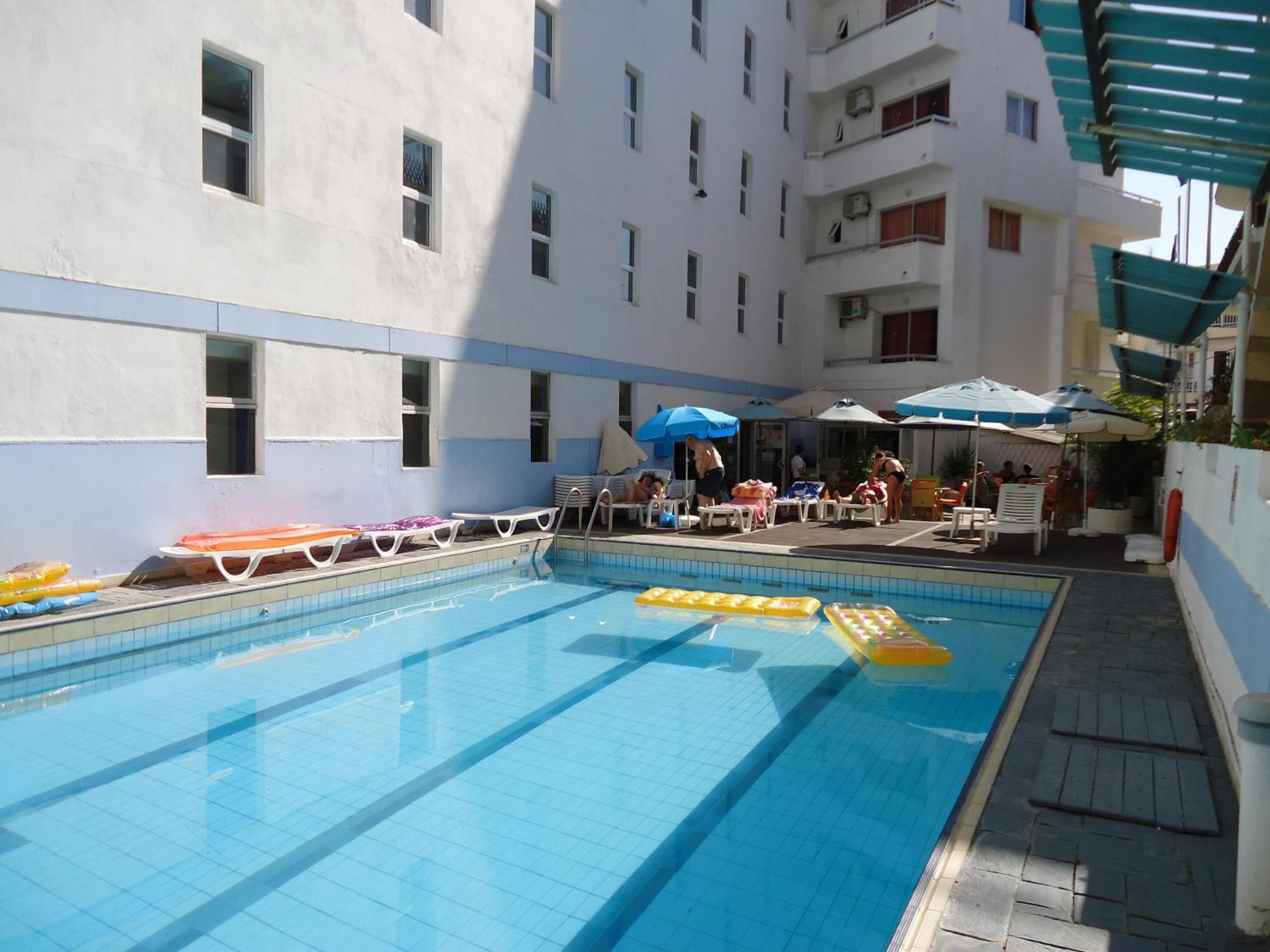 Hotel Helena 3*